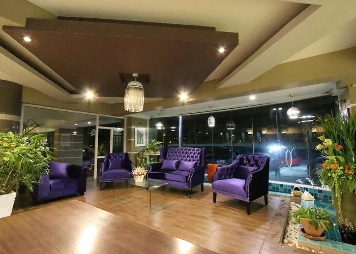 Hi Life Hotel